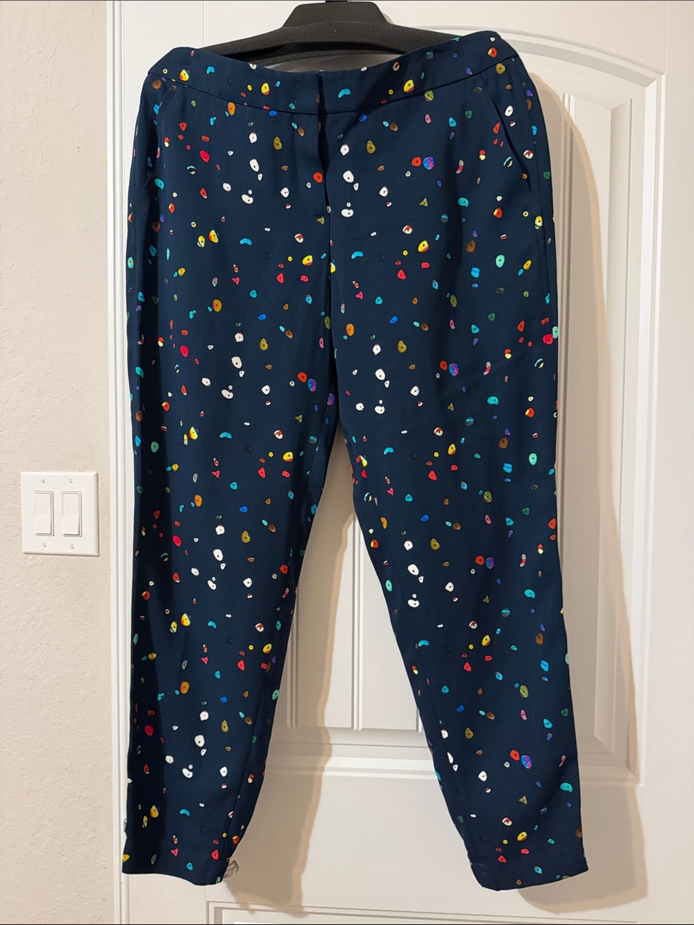 Akris Punto Navy Cropped Pants with Multicolor Confetti Print